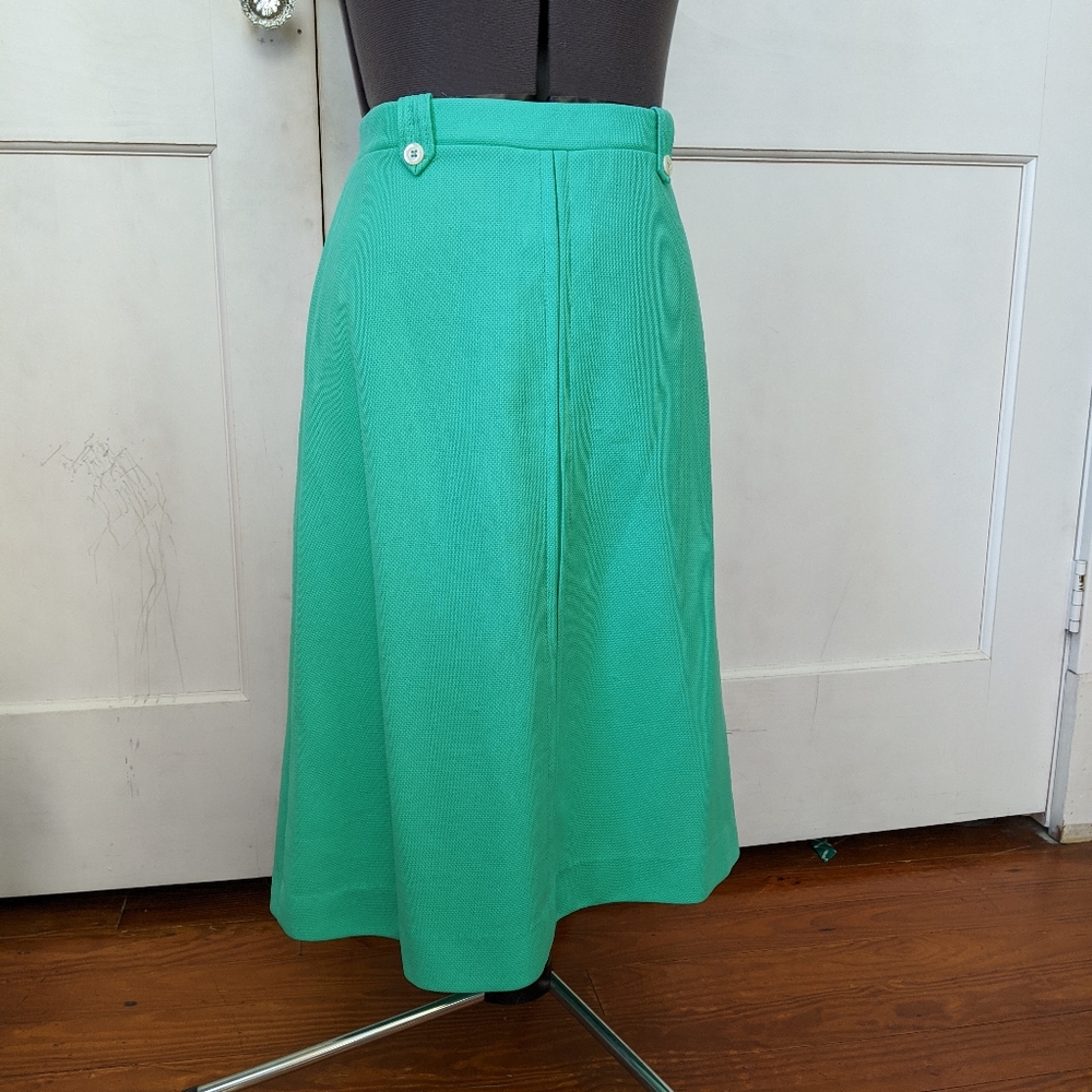 Vintage sea foam green pull on skirt